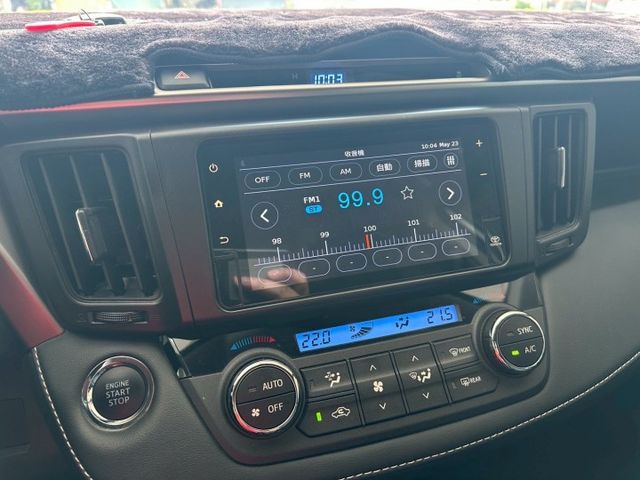 2017年RAV4 豪華版 原鈑件 妥善率高 認證車 僅跑6萬公里 免KEY/藍芽通訊/TCS防滑  第8張相片