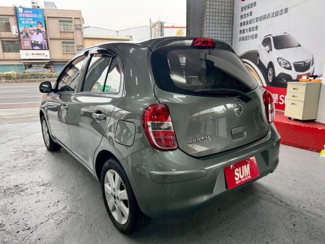 2012年MARCH SV版 小資族首購車買菜車代步車最適合 CP值高的小車 價格便宜好入手 里程跑少  第15張相片