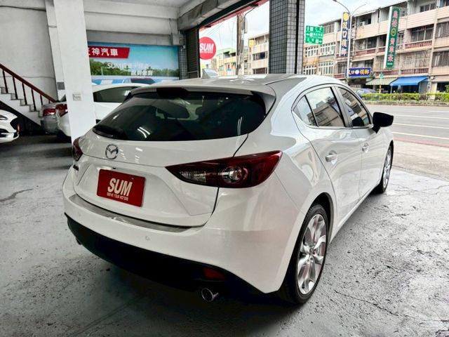 2014年馬3 頂級型 全車原鈑件 認證車 免鑰匙套件/HID頭燈/摸門解鎖/雙區恆溫/CARPLAY  第15張相片