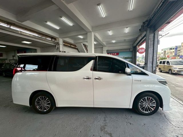 2021年ALPHARD 4WD 油電混合 商務型七人座  原廠大電池保固8年/16萬公里 認證車  第6張相片