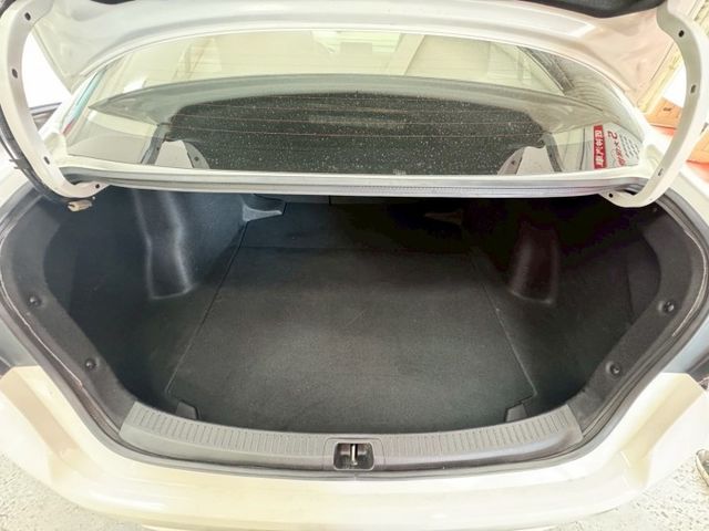 2024年ALTIS 豪華+版 原廠保固 認證車 免KEY/無線Apple CarPlay/全速域跟車 里程保證  第15張相片