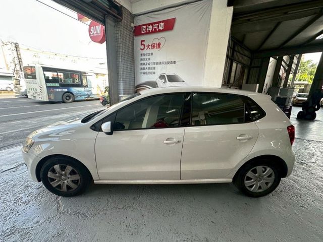 2012年POLO 1.4掀背歐風小鋼炮 小巧車身好停車 空間靈活 安全備配齊全 里程保證 認證車  第6張相片