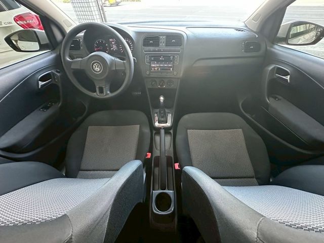 2012年POLO 1.4掀背歐風小鋼炮 小巧車身好停車 空間靈活 安全備配齊全 里程保證 認證車  第9張相片