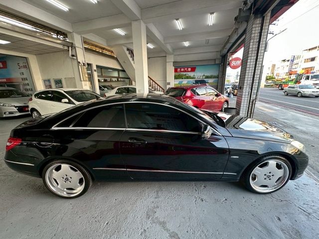 2012年E250 COUPE版 雙門的浪漫 E-Class的靈魂 賓士高端品味保值車款 全景天窗/渦輪增壓 里程保證  第5張相片