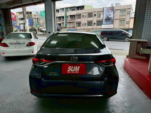 【限時下殺三天】2020年ALTIS 豪華+版 高CP值熱銷房車首選 原鈑件 外型時尚 駕駛穩定 安全滿分 里程保證  第17張相片