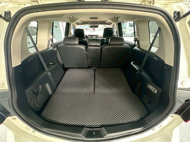 2014年馬5 影音旗艦版 7人座超彈性空間 家庭必備高CP值休旅 第三排座椅可收折 認證車 里程保證  第14張相片