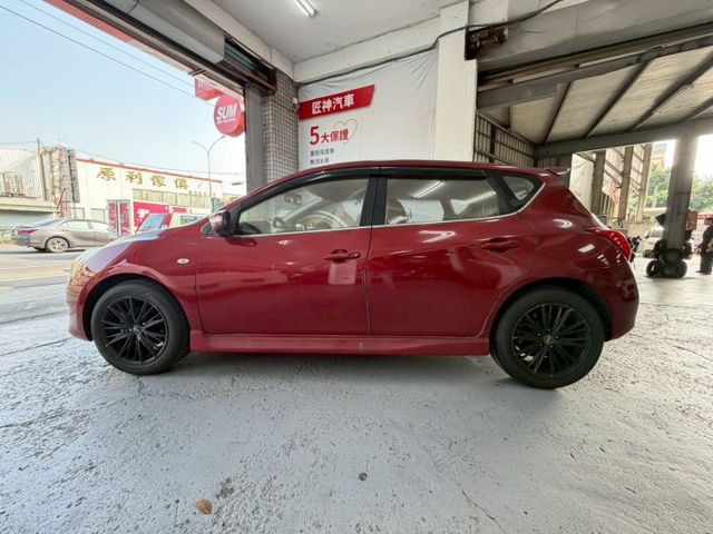 2013年TIIDA 豪華版 實用首選代步車 高CP值掀背車 免KEY/倒車雷達/衛星導航 認證車  第6張相片