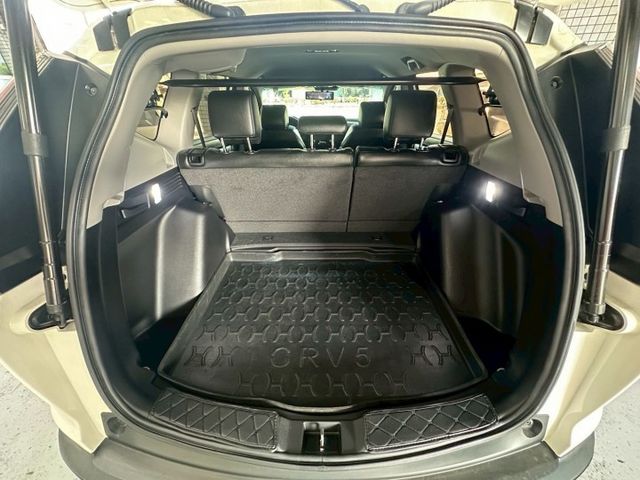 2022年CR-V VTI-S版 全能休旅 穩定首選 動力充沛又省油 大空間高機能 免KEY/衛星導航 認證車  第15張相片