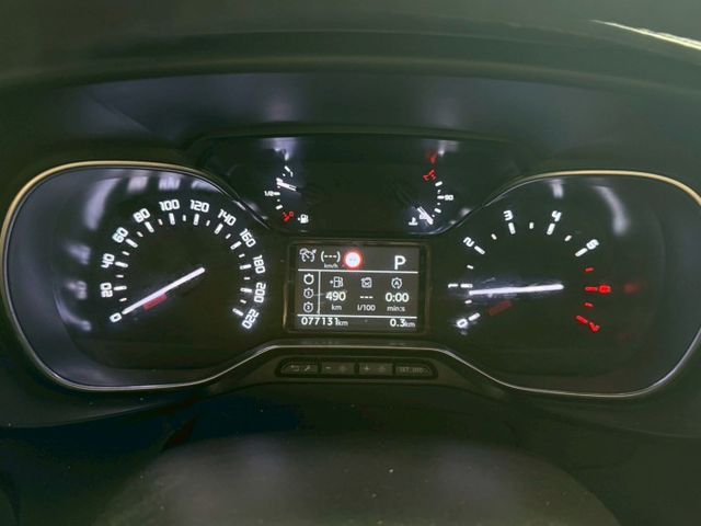 2022年BERLINGO 柴油XTR版  法式風格MPV 寬敞七人座 座椅靈活變化 家庭出遊或露營、通勤最佳車款  第7張相片