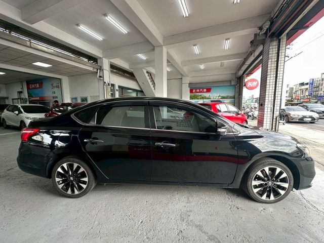 2018年SENTRA 旗艦版 家庭通勤首選 質感升級實力派房車 大空間好乘坐 舒適穩定配備一次到位 認證車  第5張相片