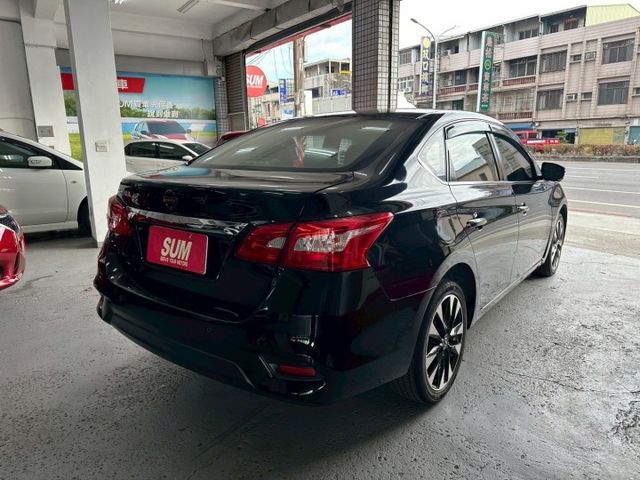 2018年SENTRA 旗艦版 家庭通勤首選 質感升級實力派房車 大空間好乘坐 舒適穩定配備一次到位 認證車  第16張相片