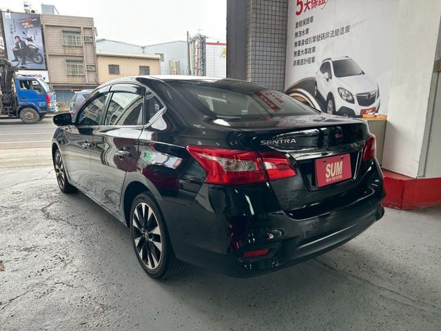 2018年SENTRA 旗艦版 家庭通勤首選 質感升級實力派房車 大空間好乘坐 舒適穩定配備一次到位 認證車  第18張相片