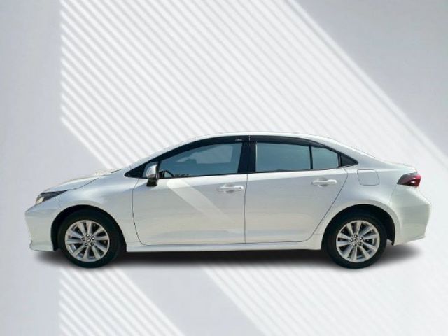 2024年ALTIS 尊爵版 日系房車王者 僅跑1萬多公里 都會通勤首選 舒適安全兼具 認證車 里程保證  第6張相片