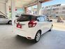 2017年YARIS 經典版 省油實用小資首選 車身小巧靈活 市區穿梭方便 保養便宜 保值度高 認證車  第13張縮圖