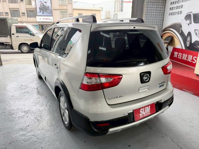 2018年LIVINA 行家版 家庭首選省油耐用 空間超實在 妥善率高 衛星導航/倒車顯影 認證車  第17張相片