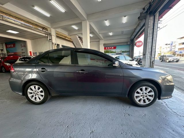 2011年FORTIS IO版 性能感十足運動房車 操控靈活 加速順暢 車況漂亮 價格親民 里程保證  第5張相片