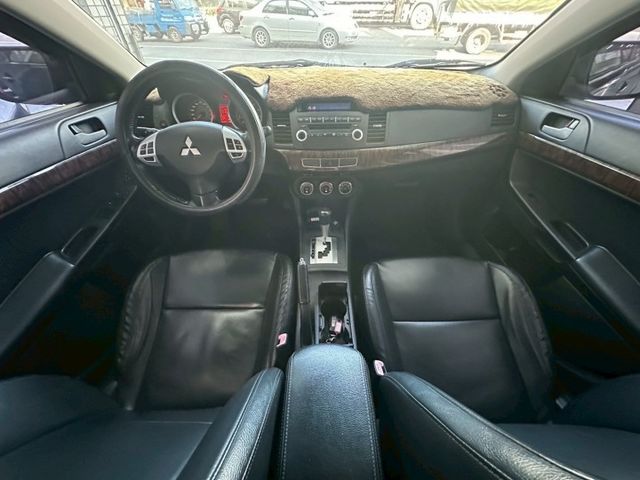 2011年FORTIS IO版 性能感十足運動房車 操控靈活 加速順暢 車況漂亮 價格親民 里程保證  第9張相片