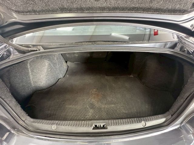 2011年FORTIS IO版 性能感十足運動房車 操控靈活 加速順暢 車況漂亮 價格親民 里程保證  第15張相片