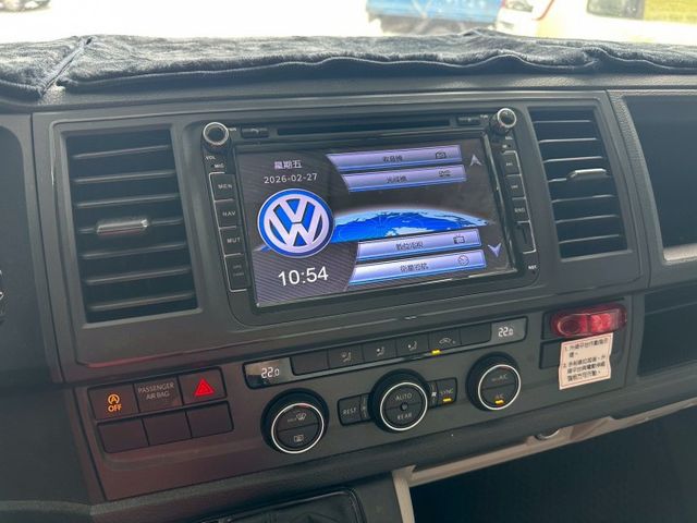 2017年T6 Caravelle 2.0柴油TDI 豪華商務8人座 動力充沛 乘坐舒適 安全感十足 認證車 里程保證  第10張相片