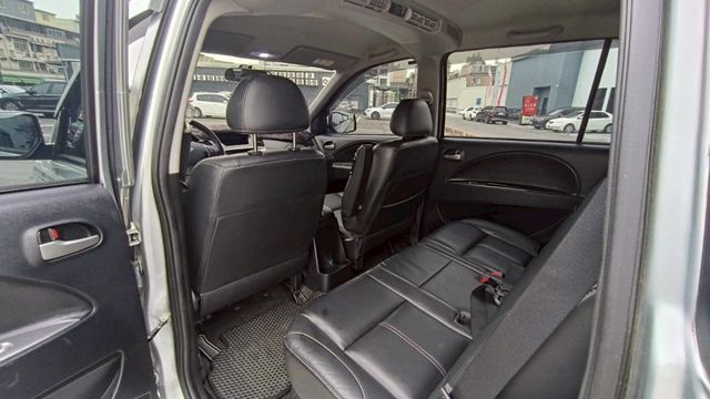 2016年ZINGER 旗艦影音版 空間大 實用滿分多功能休旅 家庭工作兩相宜 車況良好 入手輕鬆 里程保證  第9張相片