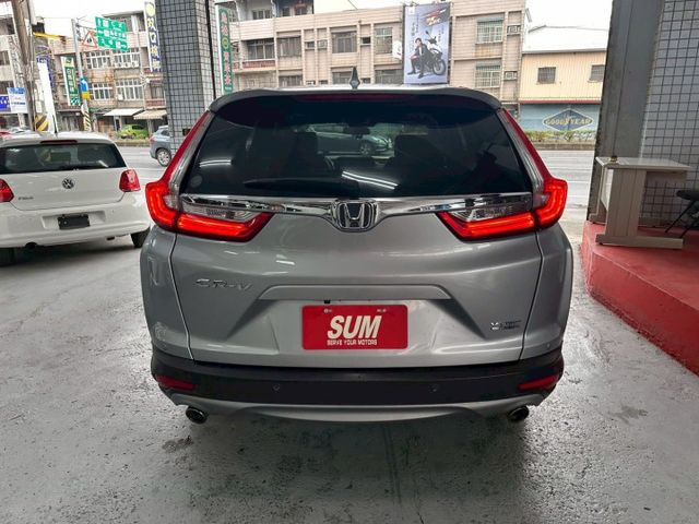 2019年CR-V S版 人氣休旅王者登場 省油好開 空間大 妥善率高 全景天窗 認證車  第17張相片