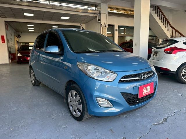 2015年I10 自排享樂版 便宜又好開 省油經濟無負擔 新手練車或通勤代步皆適合 里程保證  第2張相片