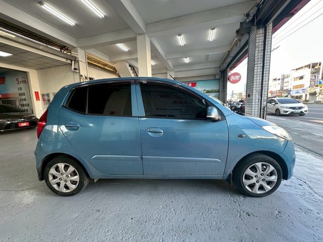 2015年I10 自排享樂版 便宜又好開 省油經濟無負擔 新手練車或通勤代步皆適合 里程保證  第5張相片