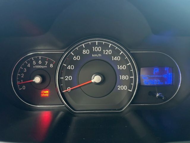 2015年I10 自排享樂版 便宜又好開 省油經濟無負擔 新手練車或通勤代步皆適合 里程保證  第7張相片