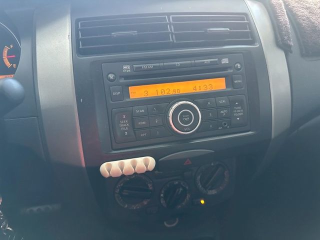 2011年LIVINA H規 小家庭代步首選 省油省稅好養車 空間大負擔小 認證車 里程保證  第8張相片