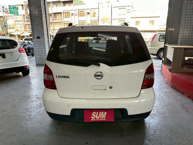 2011年LIVINA H規 小家庭代步首選 省油省稅好養車 空間大負擔小 認證車 里程保證  第14張相片