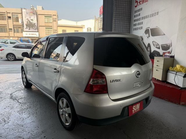 2008年LIVINA 行家皮椅版B規 1.6省油引擎 通勤代步無負擔 空間靈活  價格親民 練車首選  第16張相片