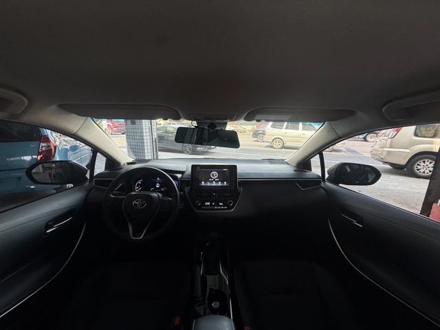 2023年ALTIS 油電尊爵版 原鈑件 行車安靜順暢 主動安全配備齊全 妥善率高 通勤族首選 認證車  第10張相片