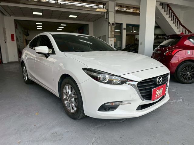 2018年MAZDA 3 尊榮進化版 日系動感房車代表 高CP值進口質感房車 免KEY/定速 認證車  第2張相片