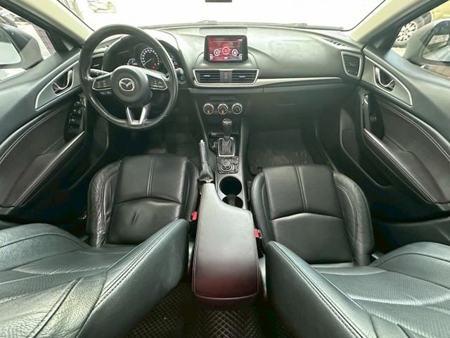 2018年MAZDA 3 尊榮進化版 日系動感房車代表 高CP值進口質感房車 免KEY/定速 認證車  第9張相片