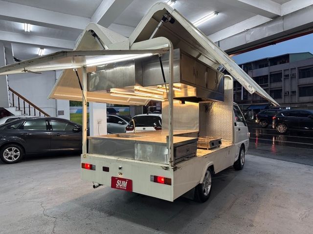 2019年DELICA 歐翼行動餐車 賺錢創業好夥伴  靈活大空間設計 造型獨特有質感 里程保證  第14張相片