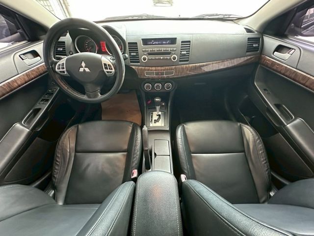 2011年FORTIS IO版 性能感十足運動房車 操控靈活 加速順暢 車況漂亮 價格親民 里程保證  第10張相片