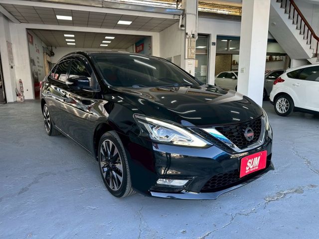 2018年SENTRA 旗艦版 家庭通勤首選 質感升級實力派房車 大空間好乘坐 舒適穩定配備一次到位 認證車  第2張相片