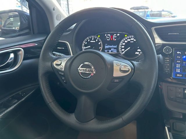 2018年SENTRA 旗艦版 家庭通勤首選 質感升級實力派房車 大空間好乘坐 舒適穩定配備一次到位 認證車  第9張相片