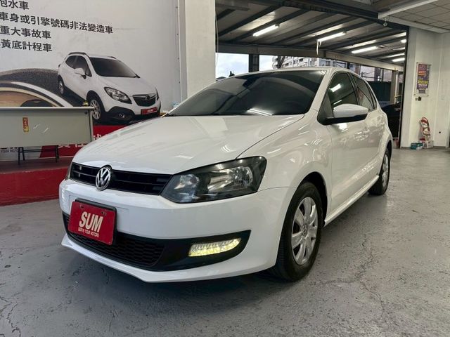 2012年POLO 1.4掀背歐風小鋼炮 小巧車身好停車 空間靈活 安全備配齊全 里程保證 認證車  第4張相片