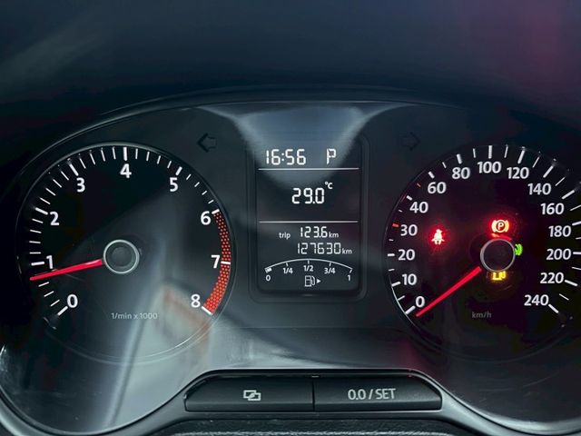 2012年POLO 1.4掀背歐風小鋼炮 小巧車身好停車 空間靈活 安全備配齊全 里程保證 認證車  第8張相片