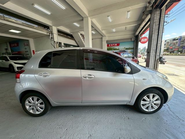 2011年YARIS G版 小車大空間 省油省稅好停車 新手代步、上班通勤最佳車款 認證車 里程保證  第5張相片