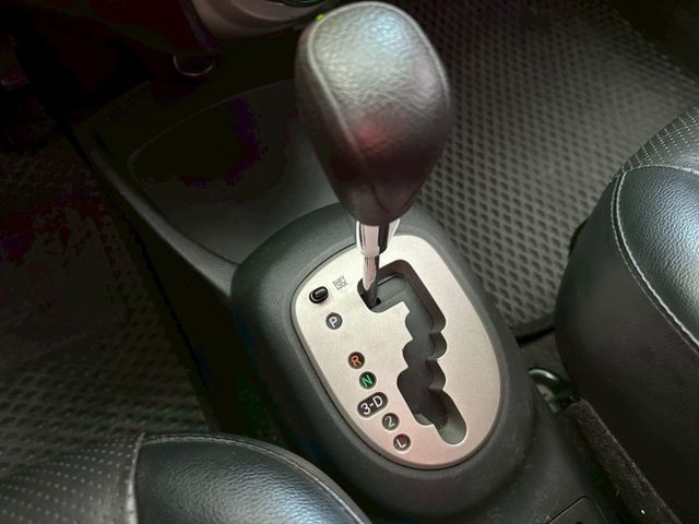 2011年YARIS G版 小車大空間 省油省稅好停車 新手代步、上班通勤最佳車款 認證車 里程保證  第10張相片