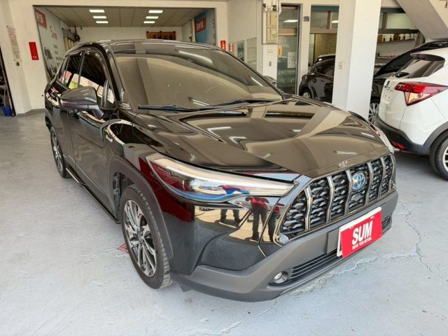 2022年COROLLA CROSS 油電旗艦版 高妥善率 認證車 休旅大空間 出遊通勤皆適合 里程保證  第2張相片