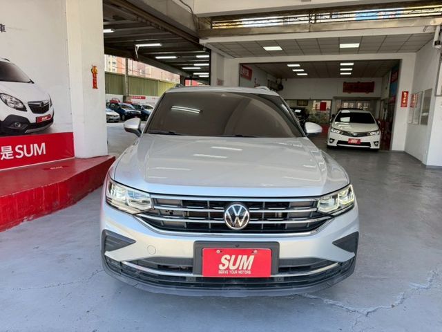 2023年TIGUAN 280TSI 頂級版 換檔迅速動力充沛 省油好開 盲點偵測/免KEY/電動尾門/記憶座椅 認證車  第3張相片