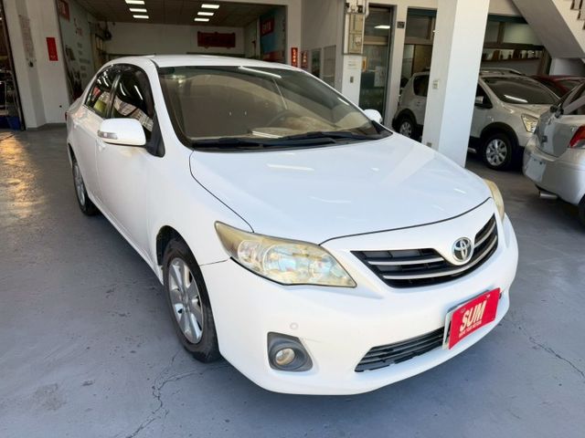 2013年ALTIS E版 新手輕鬆上手 耐操省油 好養又保值國民神車 入門代步車首選 認證車 里程保證  第2張相片