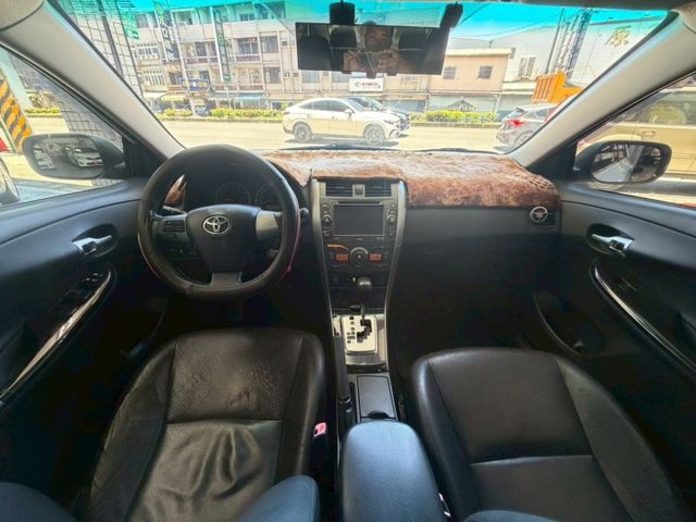 2013年ALTIS E版 新手輕鬆上手 耐操省油 好養又保值國民神車 入門代步車首選 認證車 里程保證  第9張相片