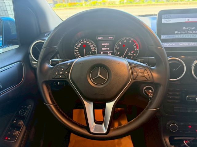 2013年M-Benz B180 總代理 高CP值進口小車 專用安卓機+360環景  雙系統Carplay 認證車  第8張相片