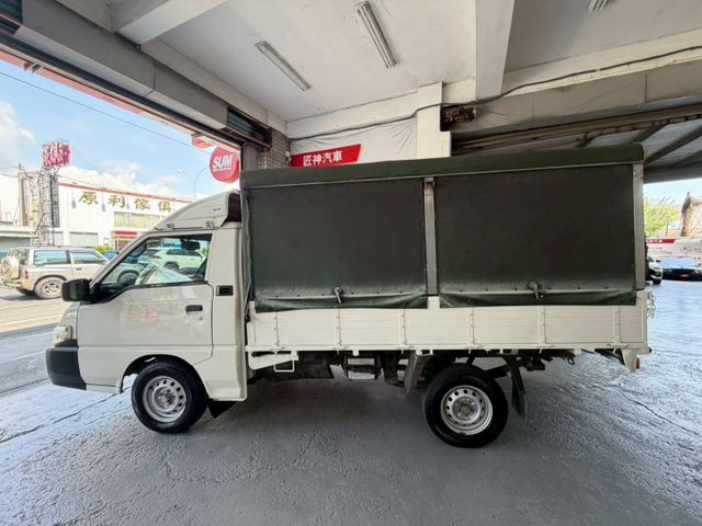 2019年DELICA 2.4篷式 手排 實跑15萬公里 實力派貨車 耐操耐載的工作好夥伴 遮風避雨載貨更安心 里程保證  第6張相片
