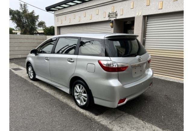 Toyota WISH  第3張相片