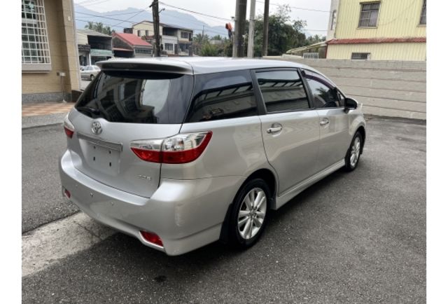 Toyota WISH  第5張相片